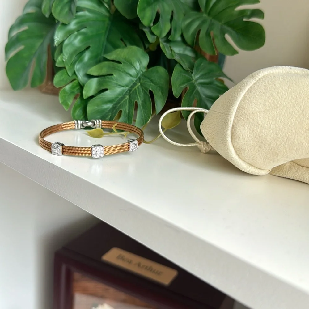 Alor Gold and Silver Bracelet - Picture 2 of 9